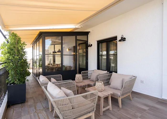 Luxury Petralona Penthouse - Sleeps 7 -Near Metro